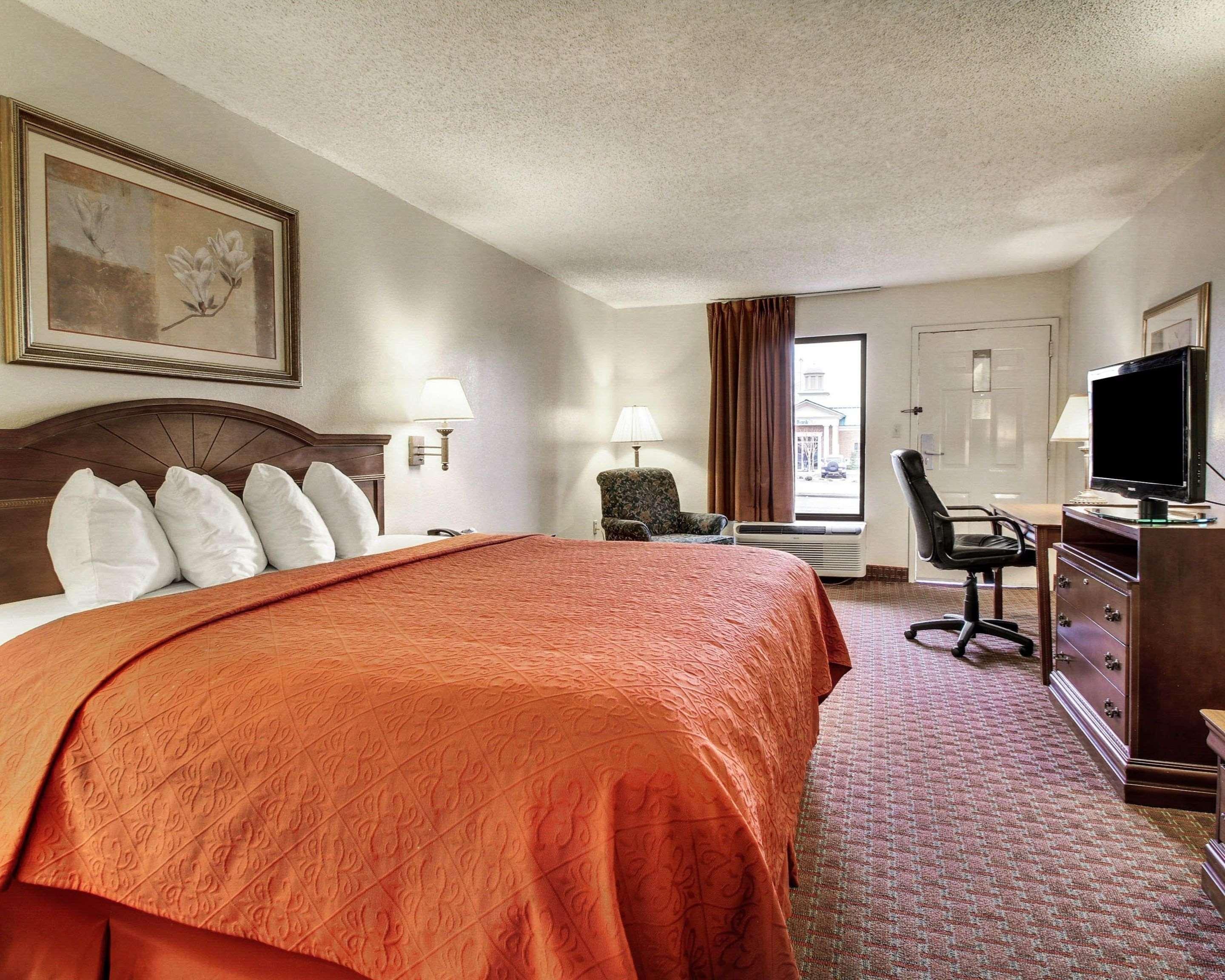Quality Inn & Suites Clinton Kültér fotó