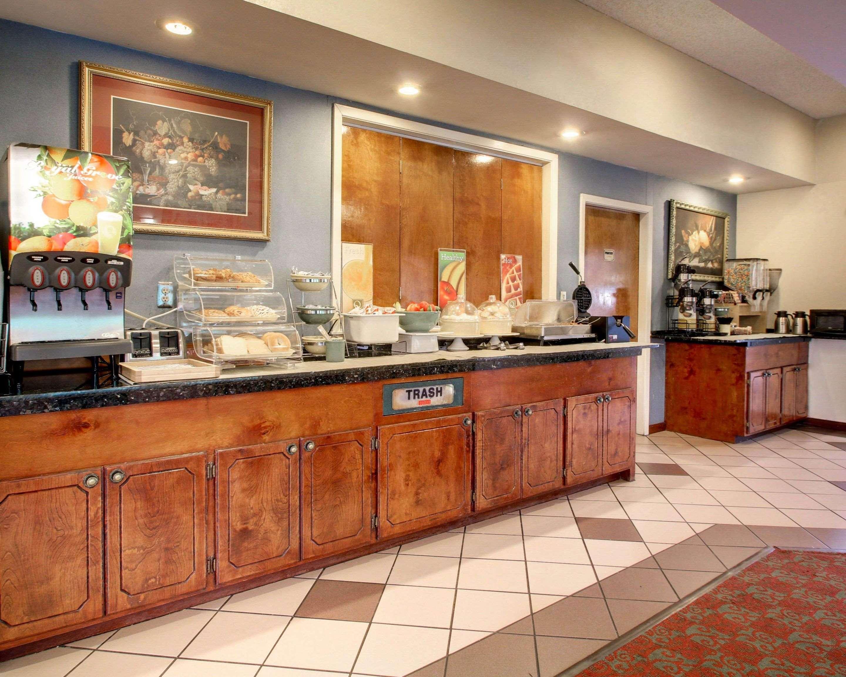 Quality Inn & Suites Clinton Kültér fotó