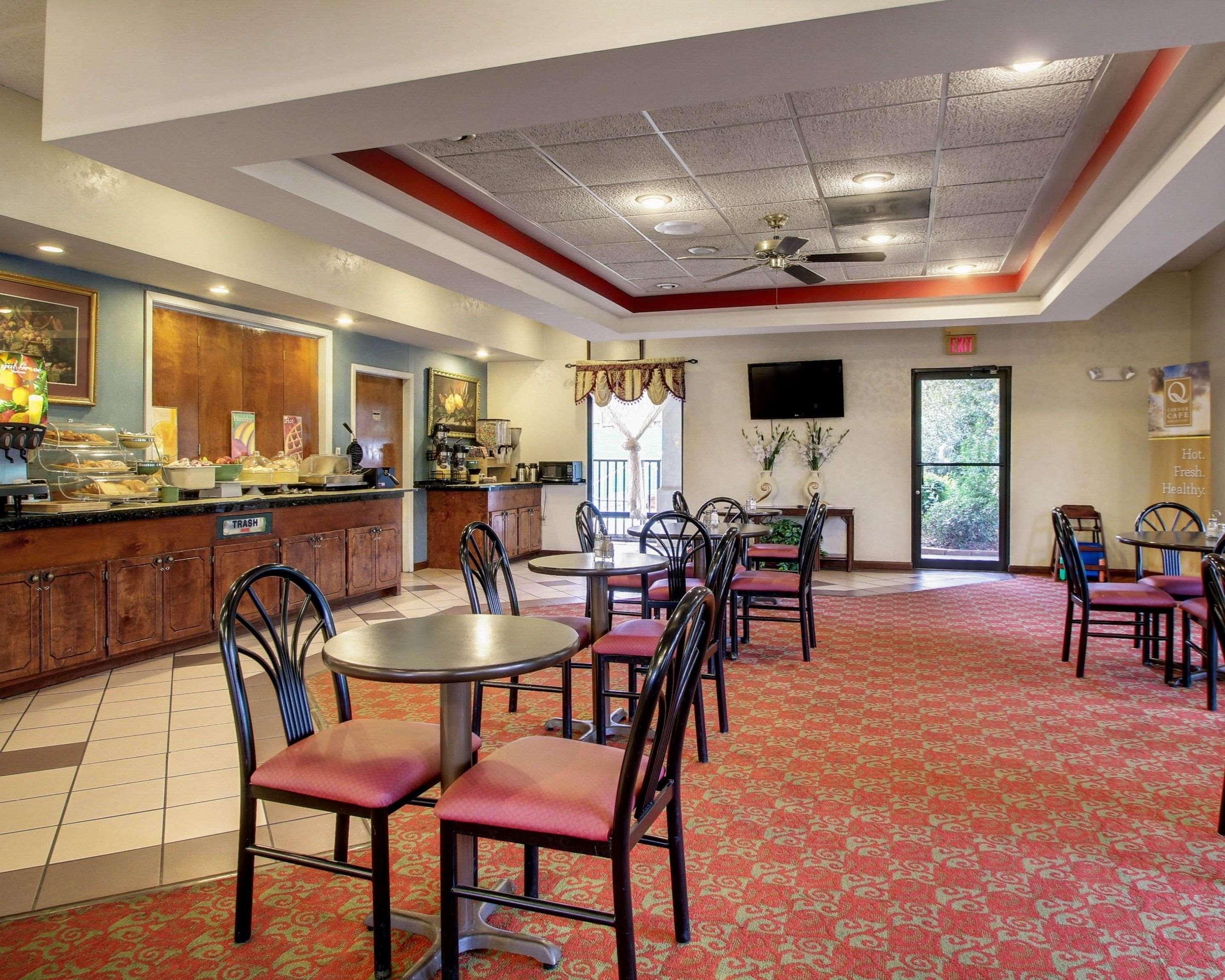 Quality Inn & Suites Clinton Kültér fotó